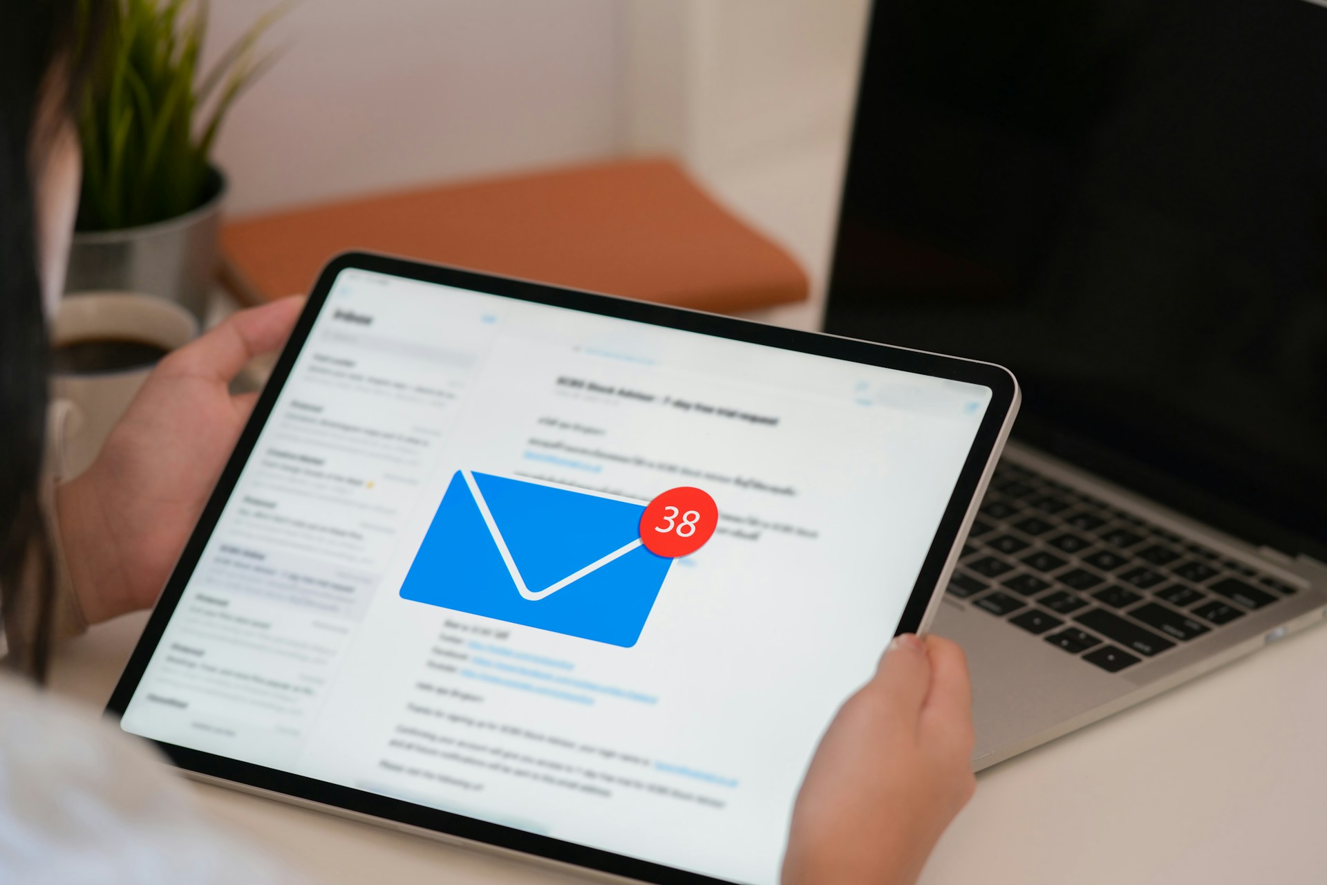 Grow Your Email List Fast with Proven B2B Tactics